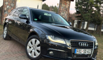 Audi A4 Avant full
