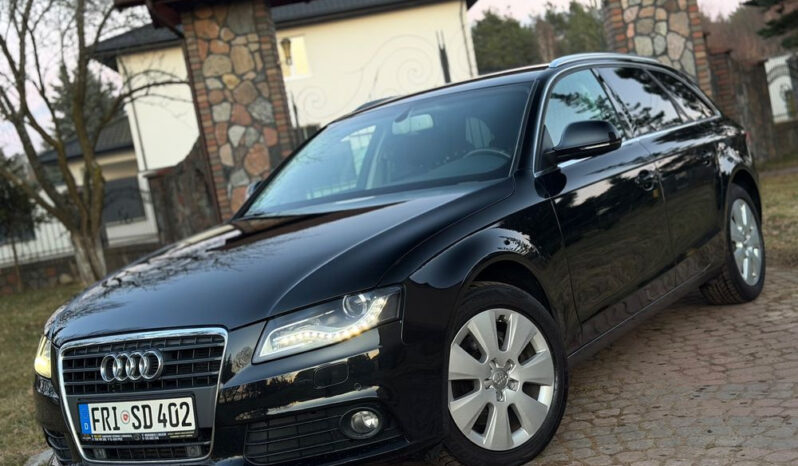 Audi A4 Avant full
