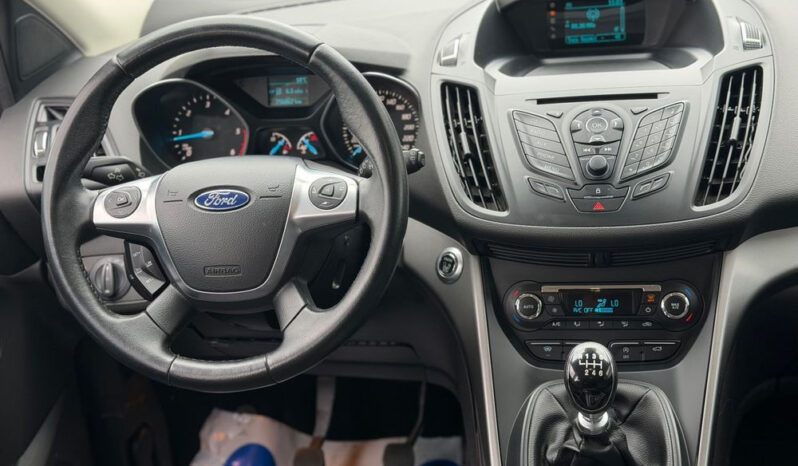 Ford Kuga 2.0 TDCi FWD Titanium full