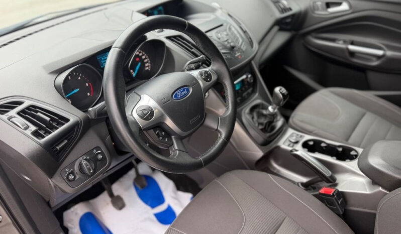 Ford Kuga 2.0 TDCi FWD Titanium full