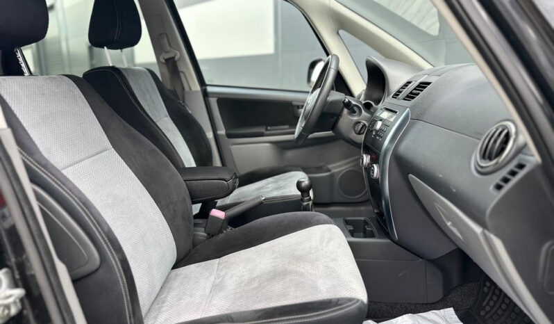 Suzuki SX4 1.6 VVT 4×4 Style full
