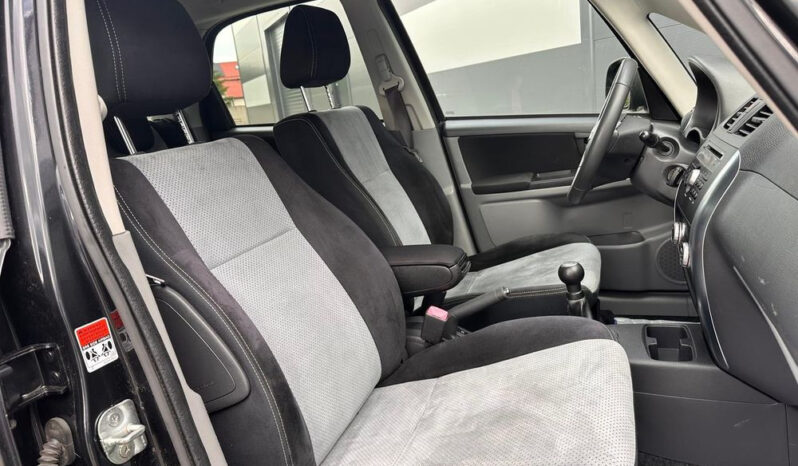 Suzuki SX4 1.6 VVT 4×4 Style full