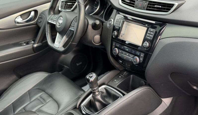 Nissan Qashqai 1.6 DIG-T Tekna+ full