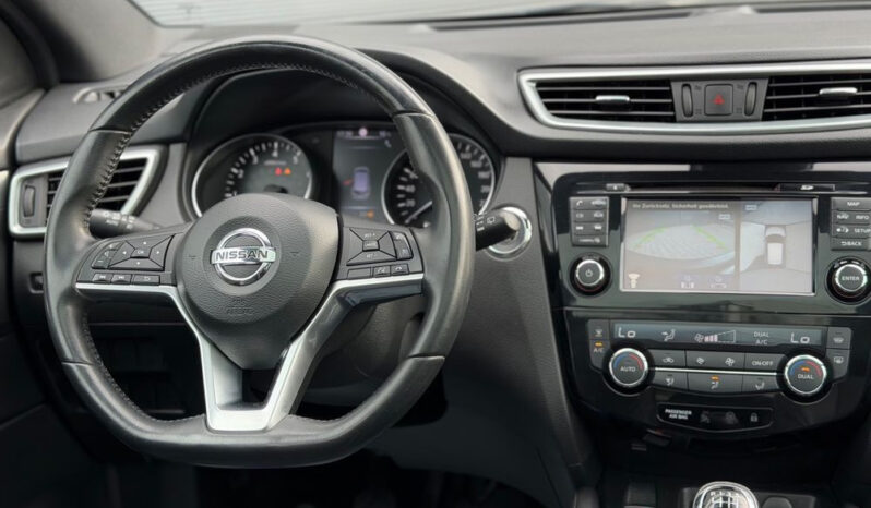 Nissan Qashqai 1.6 DIG-T Tekna+ full