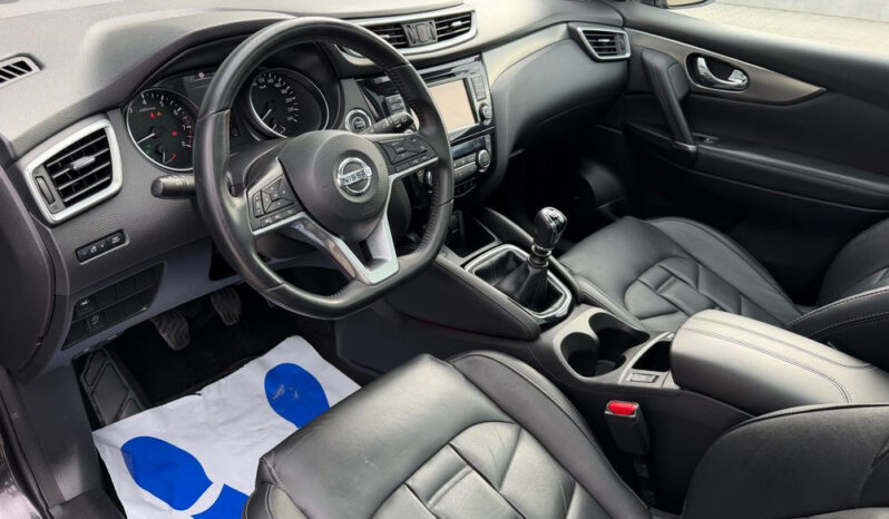 Nissan Qashqai 1.6 DIG-T Tekna+ full