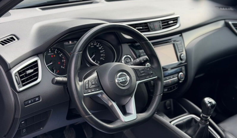 Nissan Qashqai 1.6 DIG-T Tekna+ full